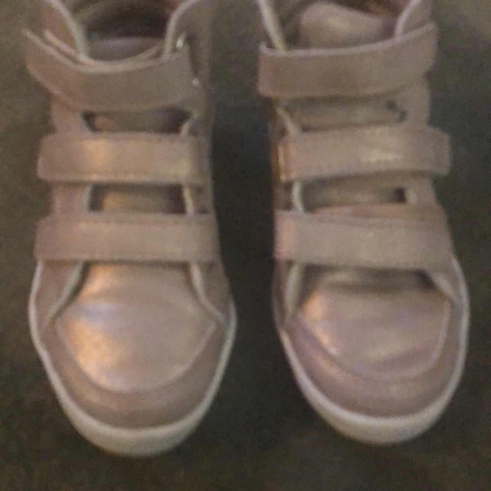 Gold high top sneakers toddler 8